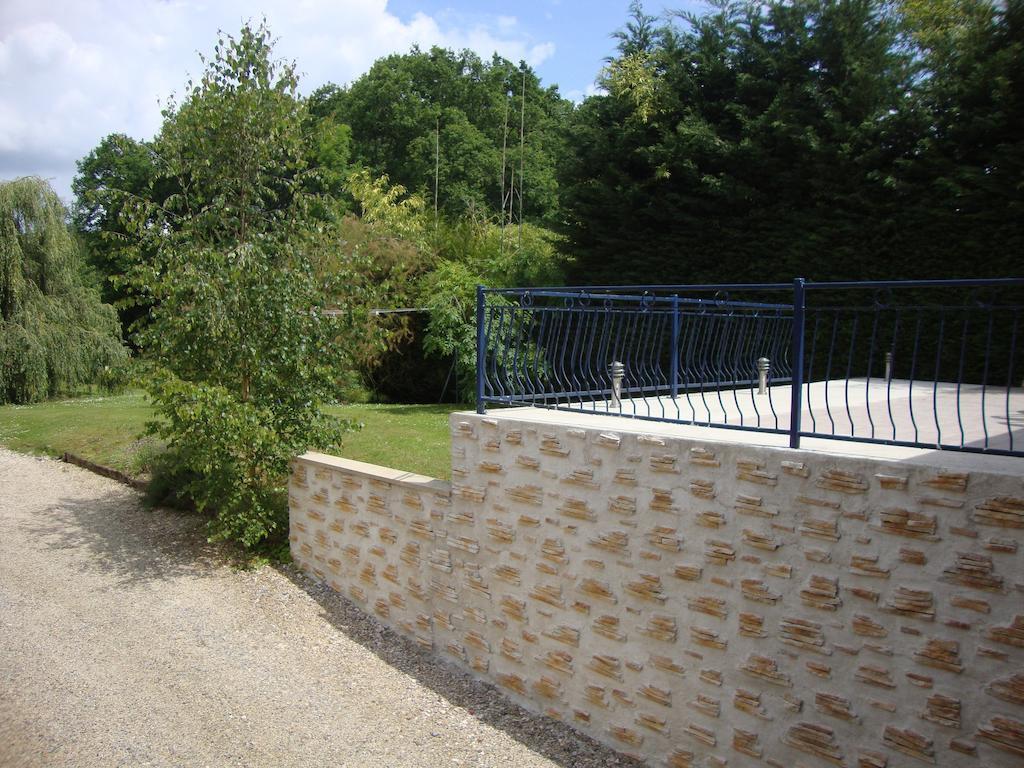 Le Refuge Des Anges Hotel Presles-et-Thierny Exterior photo