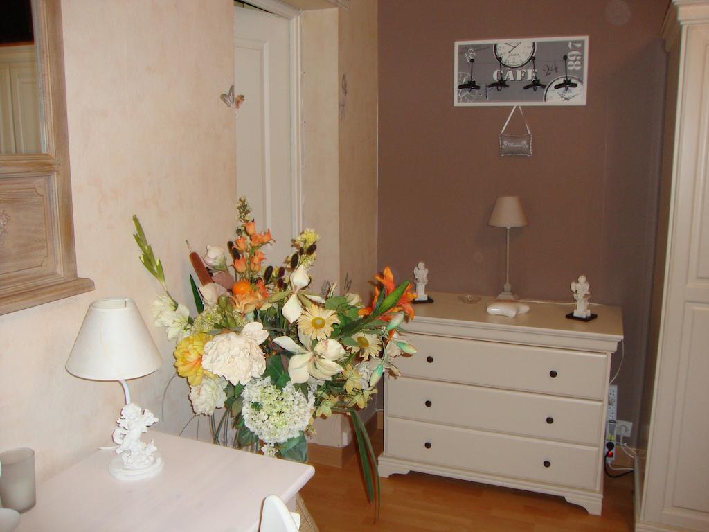 Le Refuge Des Anges Hotel Presles-et-Thierny Room photo